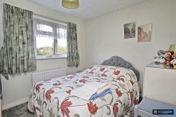 Newquay Close, Horeston Grange, Nuneaton, CV11 6FH