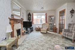 Newquay Close, Horeston Grange, Nuneaton, CV11 6FH