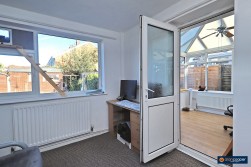 Golf Drive, Whitestone, Nuneaton, CV11 6LY