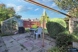 Golf Drive, Whitestone, Nuneaton, CV11 6LY