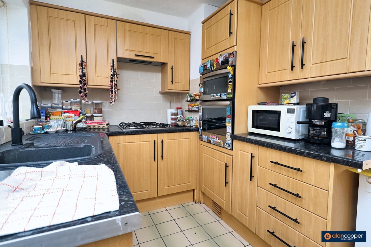 Golf Drive, Whitestone, Nuneaton, CV11 6LY