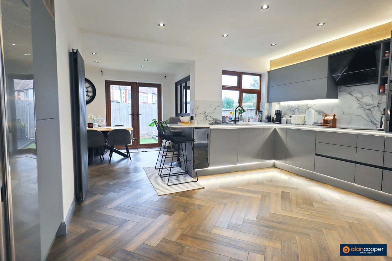 Highfield Road, Attleborough, Nuneaton, CV11 4PL