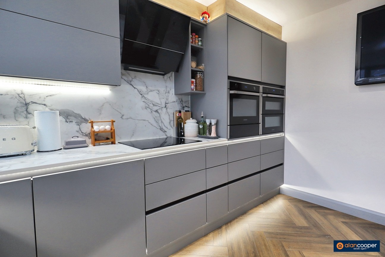 Highfield Road, Attleborough, Nuneaton, CV11 4PL