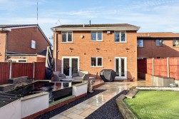 Dickens Close, Galley Common, Nuneaton, CV10 9SQ