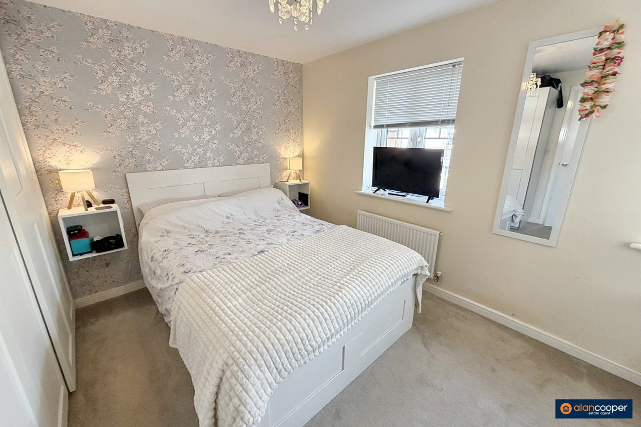 Edgedale Road, Royal Park, Nuneaton, CV11 6WU