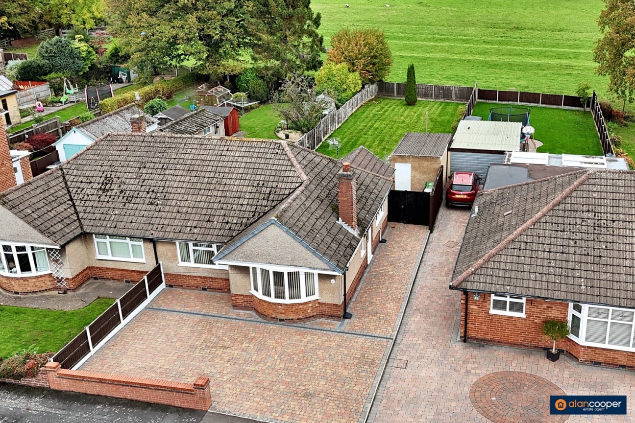 Arundel Road, Bulkington, CV12 9QS