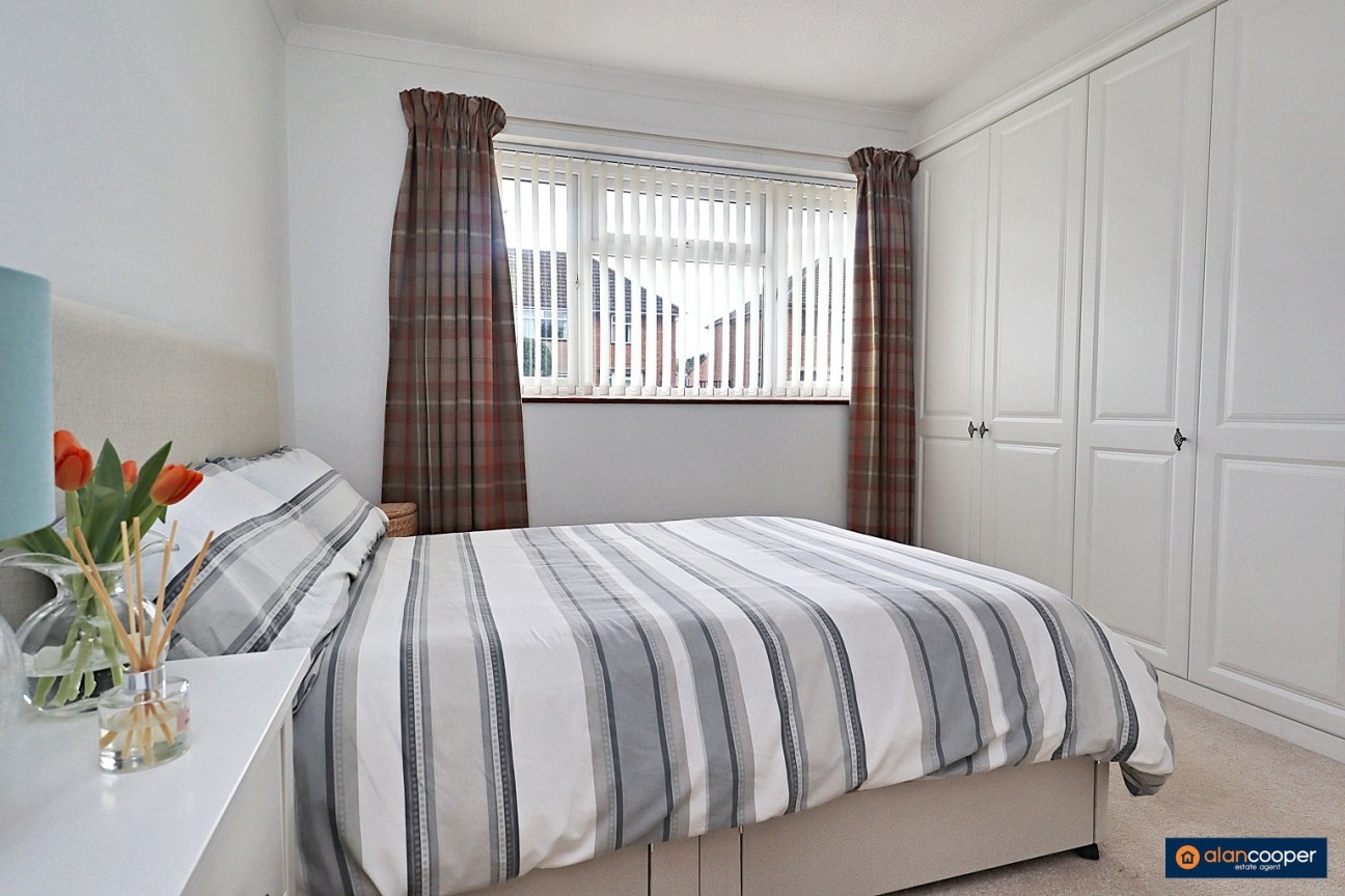 Arundel Road, Bulkington, CV12 9QS