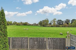 Arundel Road, Bulkington, CV12 9QS