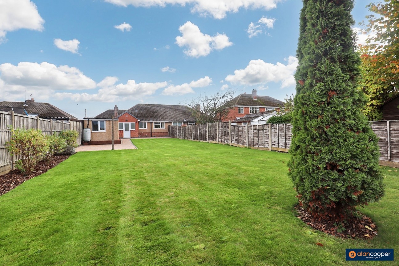 Arundel Road, Bulkington, CV12 9QS