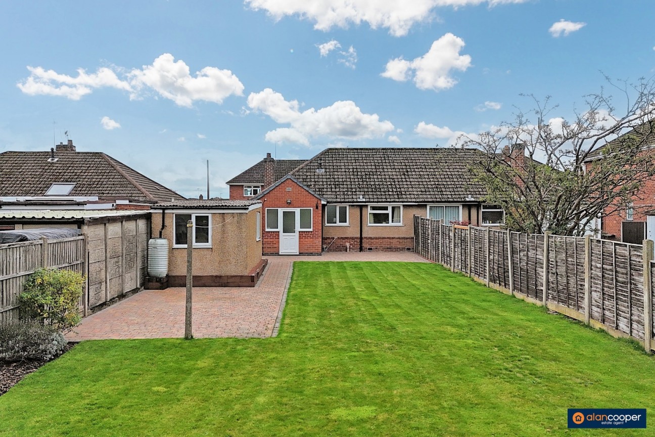 Arundel Road, Bulkington, CV12 9QS