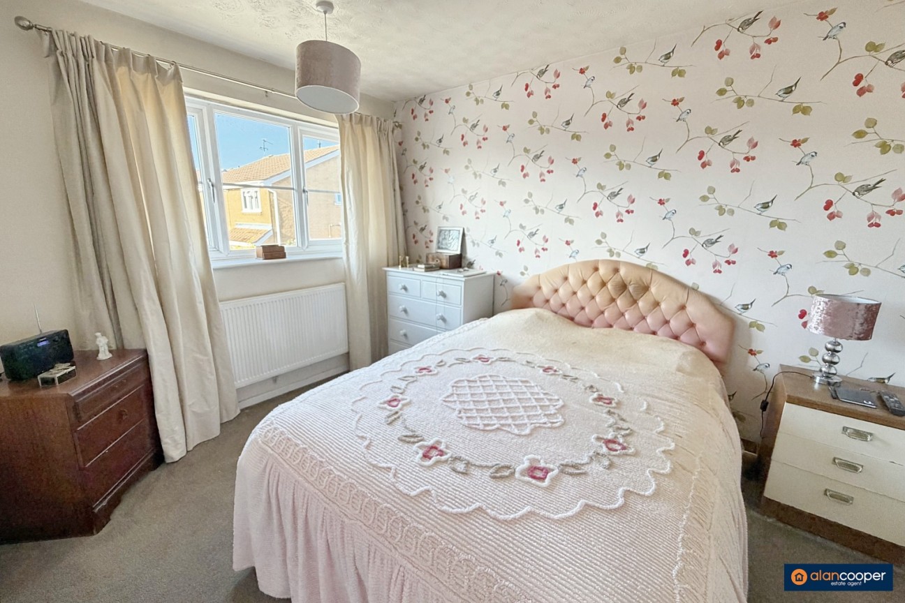 Blackthorn Grove, Whitestone, Nuneaton, CV11 6UX
