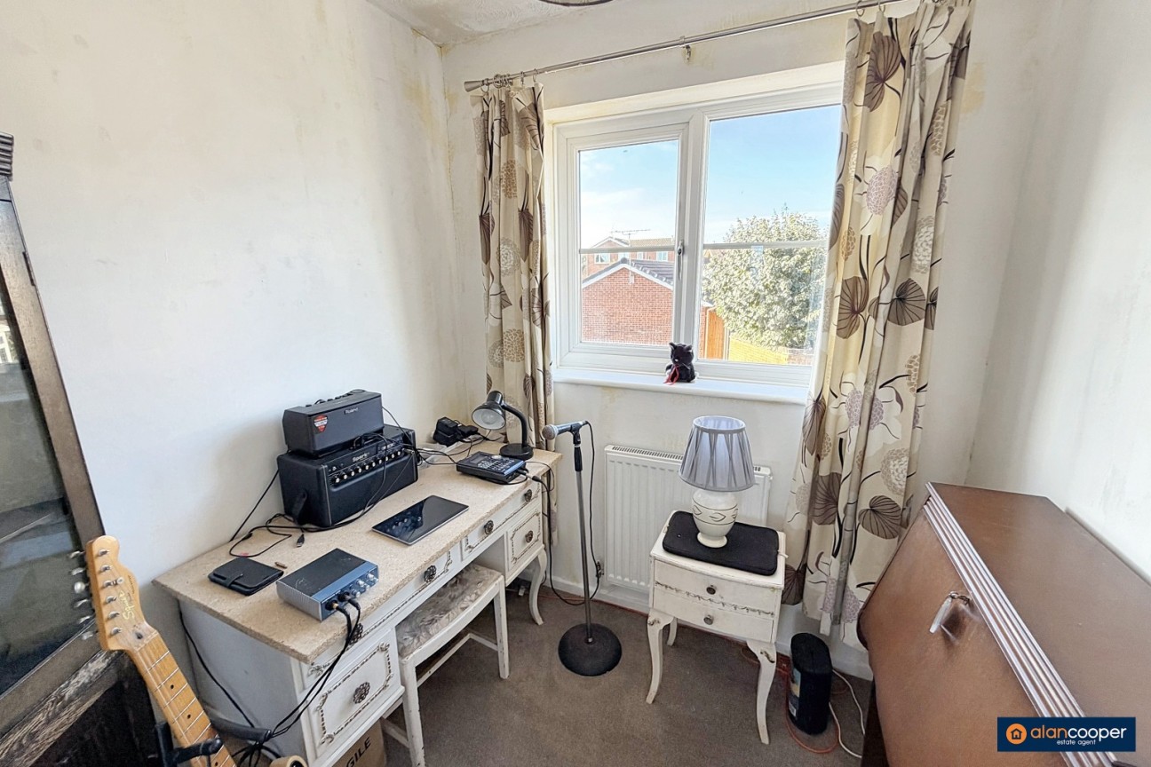 Blackthorn Grove, Whitestone, Nuneaton, CV11 6UX