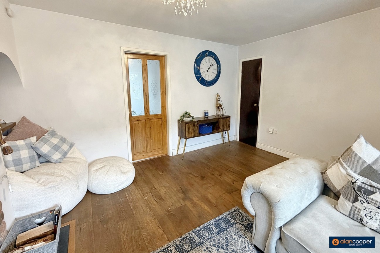 Rutland Avenue, Stockingford, Nuneaton, CV10 8EG