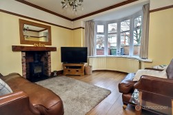 Kingsbridge Road, Weddington, Nuneaton, CV10 0BZ