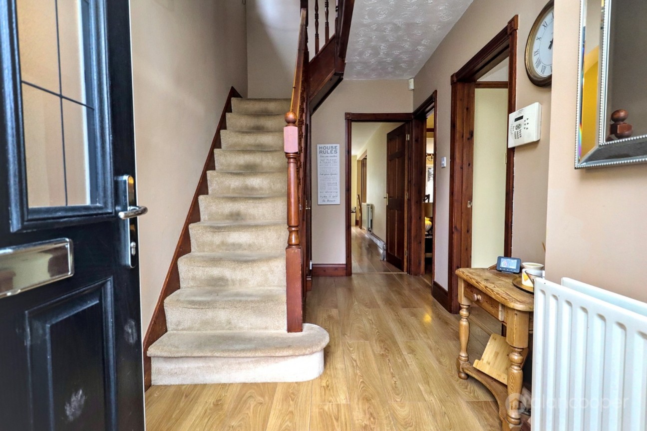 Kingsbridge Road, Weddington, Nuneaton, CV10 0BZ