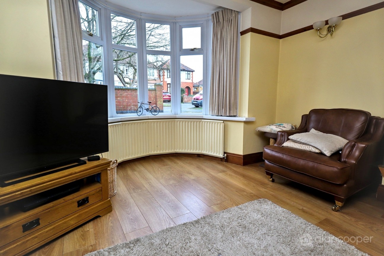 Kingsbridge Road, Weddington, Nuneaton, CV10 0BZ