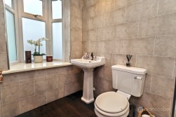 Kingsbridge Road, Weddington, Nuneaton, CV10 0BZ