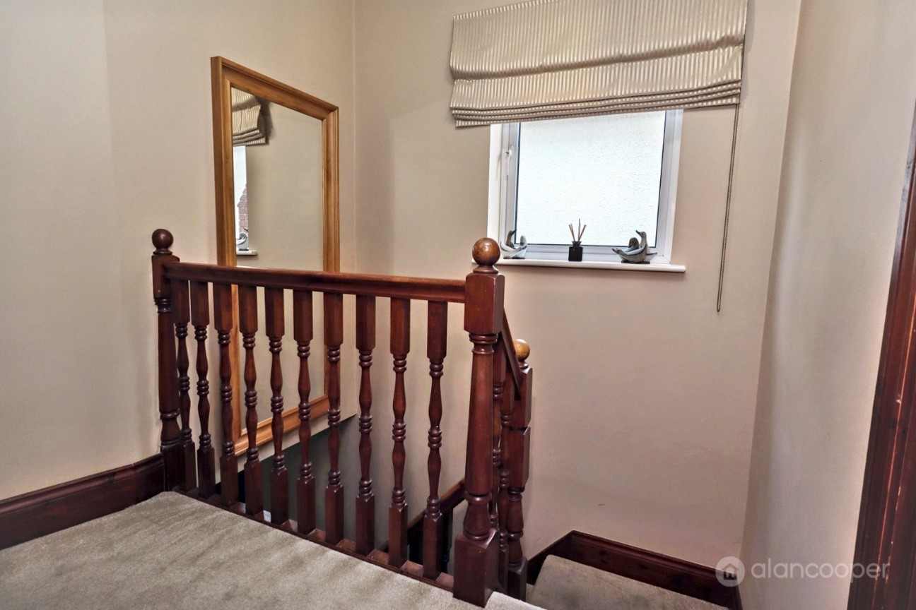 Kingsbridge Road, Weddington, Nuneaton, CV10 0BZ