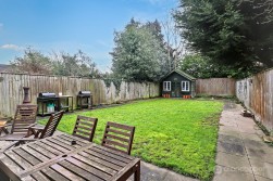 Kingsbridge Road, Weddington, Nuneaton, CV10 0BZ