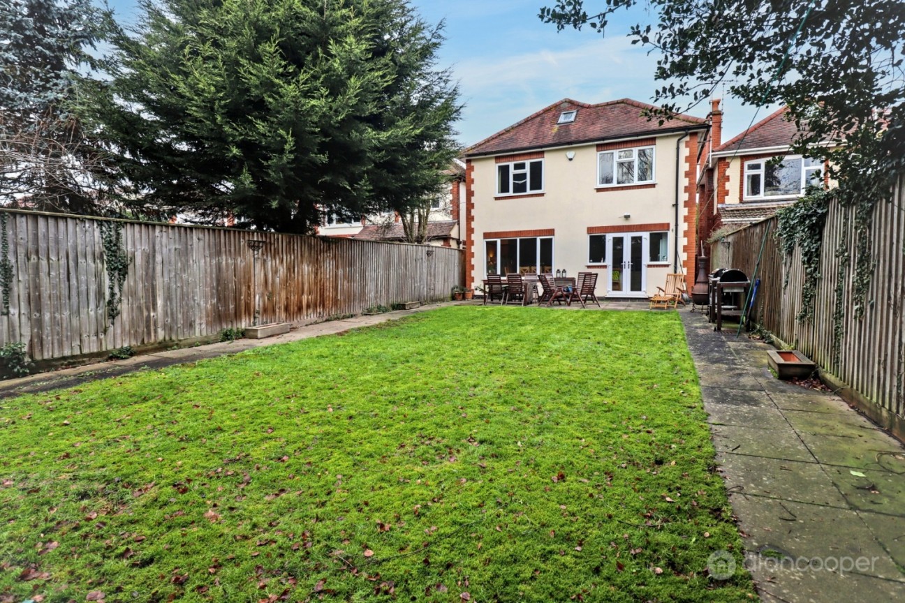 Kingsbridge Road, Weddington, Nuneaton, CV10 0BZ