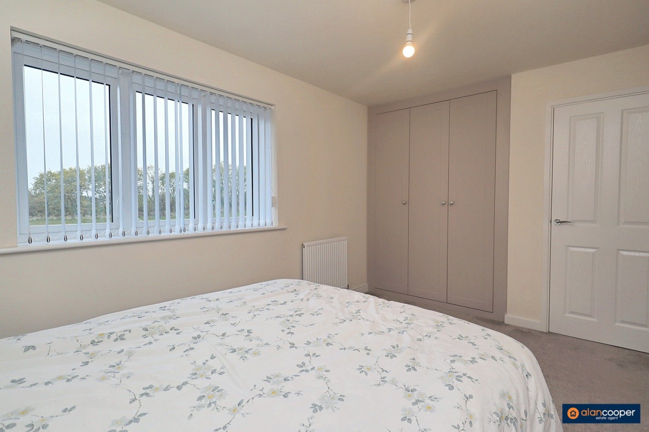 Hall Green Drive, Exhall, Coventry, CV7 9JX