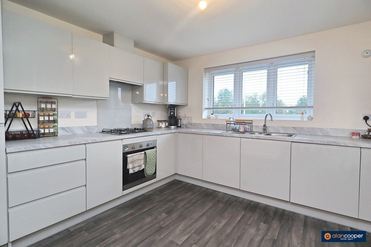 Hall Green Drive, Exhall, Coventry, CV7 9JX