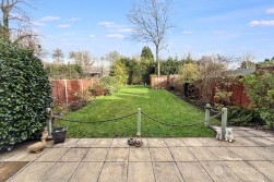 Waverley Avenue, Attleborough, Nuneaton, CV11 4RS