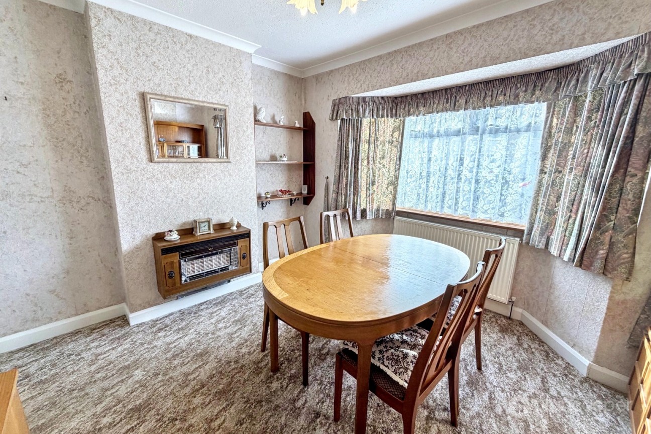 Waverley Avenue, Attleborough, Nuneaton, CV11 4RS