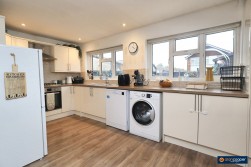 Oban Drive, Glendale, Nuneaton, CV10 7LD