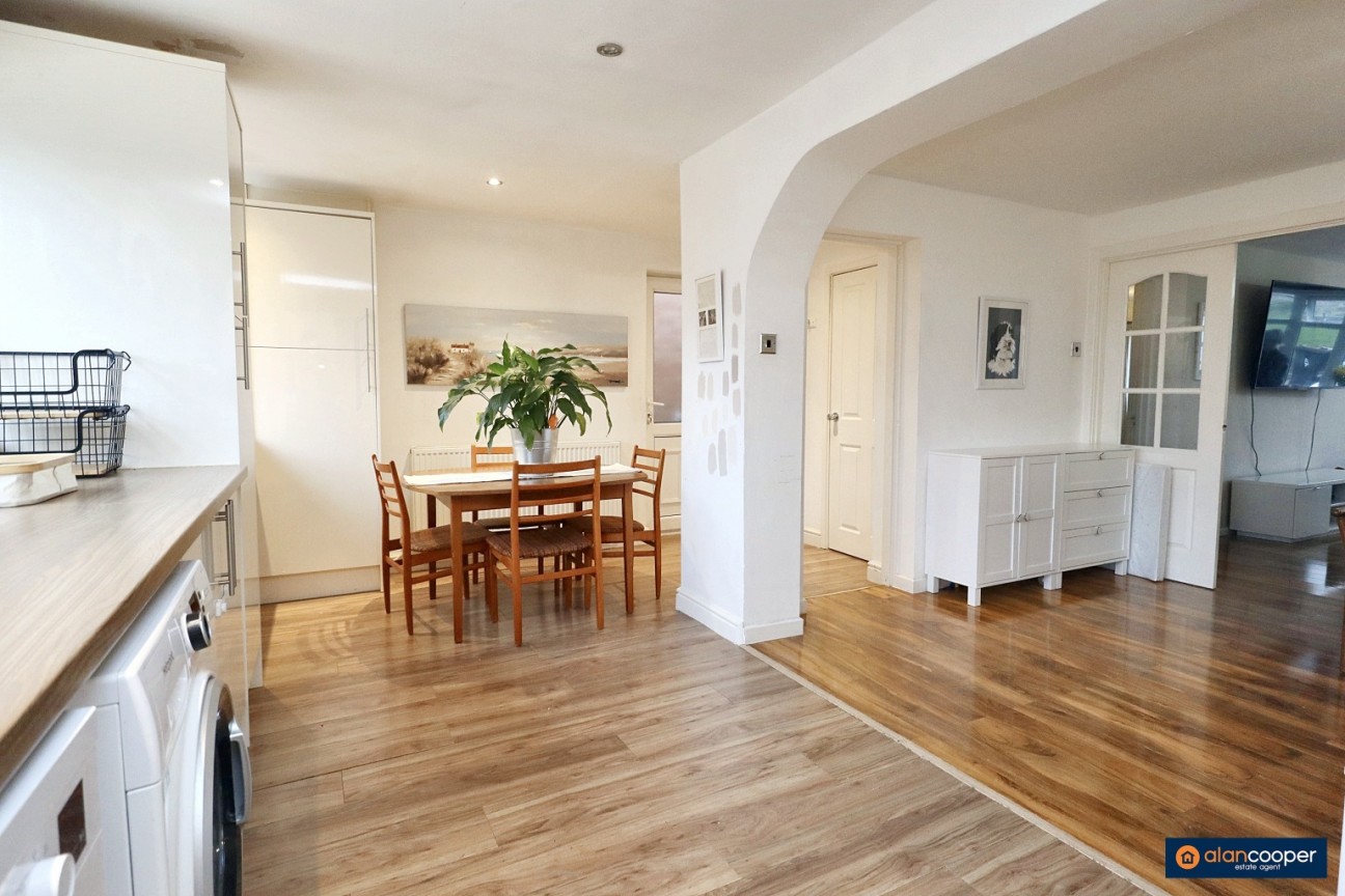 Oban Drive, Glendale, Nuneaton, CV10 7LD