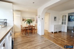 Oban Drive, Glendale, Nuneaton, CV10 7LD