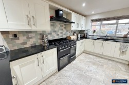 Stroma Way, Glendale, Nuneaton, CV10 7LR