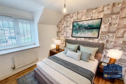 Crown Hill Close, Stoke Golding, CV13 6EW