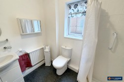 St. Ives Way, Horeston Grange, Nuneaton, CV11 6FR