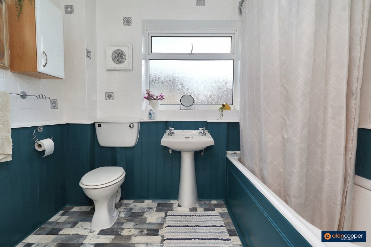 Quantock Drive, Church Farm, Nuneaton, CV10 8PU