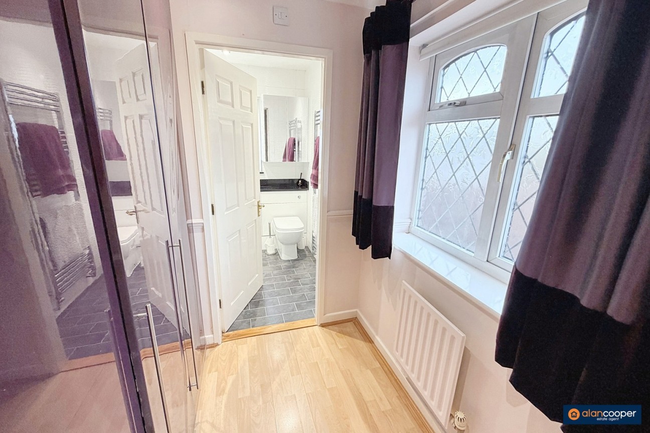 Wadebridge Drive, Horeston Grange, Nuneaton, CV11 6SY