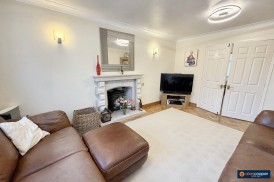 Wadebridge Drive, Horeston Grange, Nuneaton, CV11 6SY