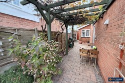 Wadebridge Drive, Horeston Grange, Nuneaton, CV11 6SY