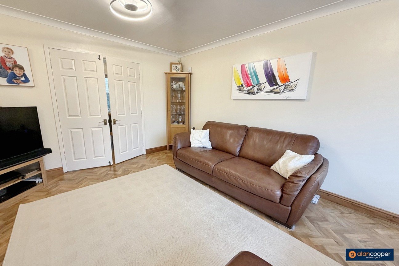 Wadebridge Drive, Horeston Grange, Nuneaton, CV11 6SY