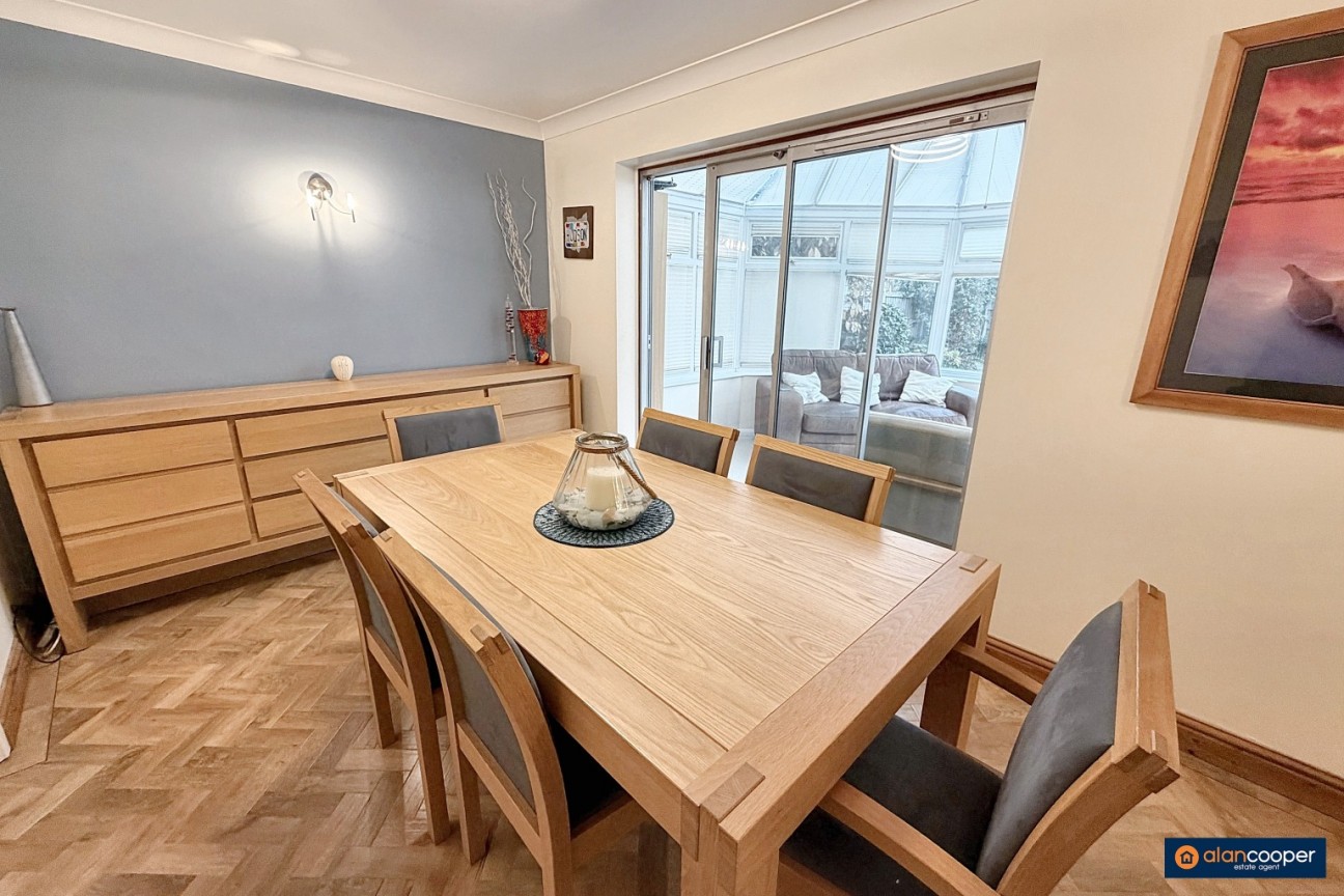 Wadebridge Drive, Horeston Grange, Nuneaton, CV11 6SY