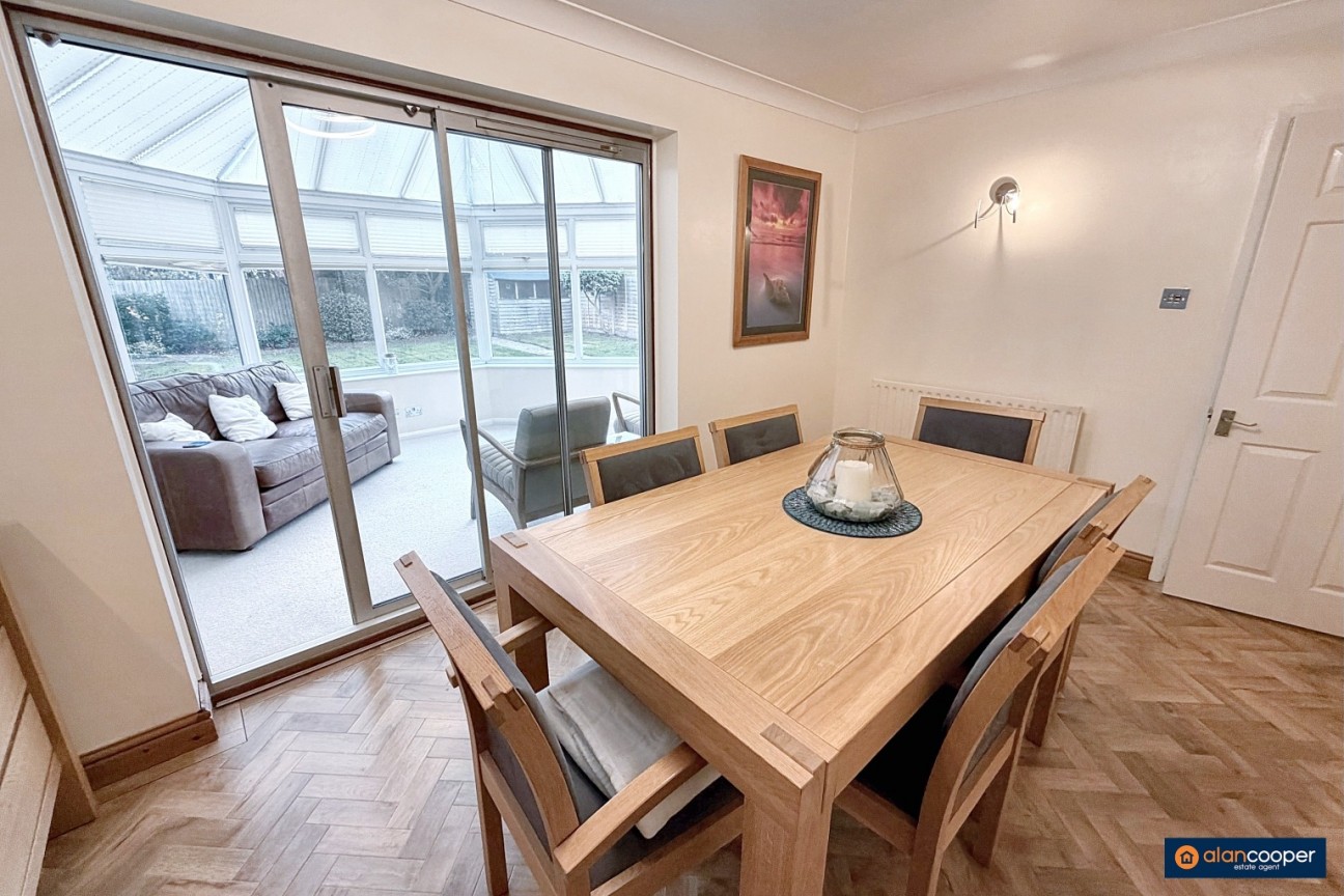 Wadebridge Drive, Horeston Grange, Nuneaton, CV11 6SY