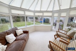 Wadebridge Drive, Horeston Grange, Nuneaton, CV11 6SY