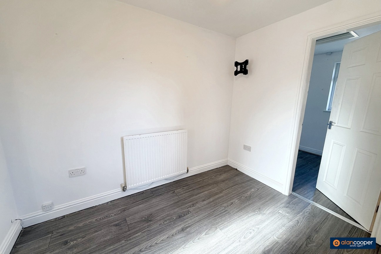 Kiln Close, Manor Park, Nuneaton, CV10 7RZ