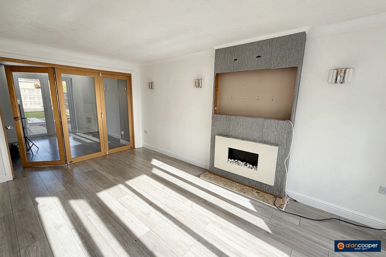 Kiln Close, Manor Park, Nuneaton, CV10 7RZ