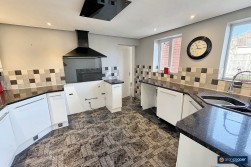 Kiln Close, Manor Park, Nuneaton, CV10 7RZ