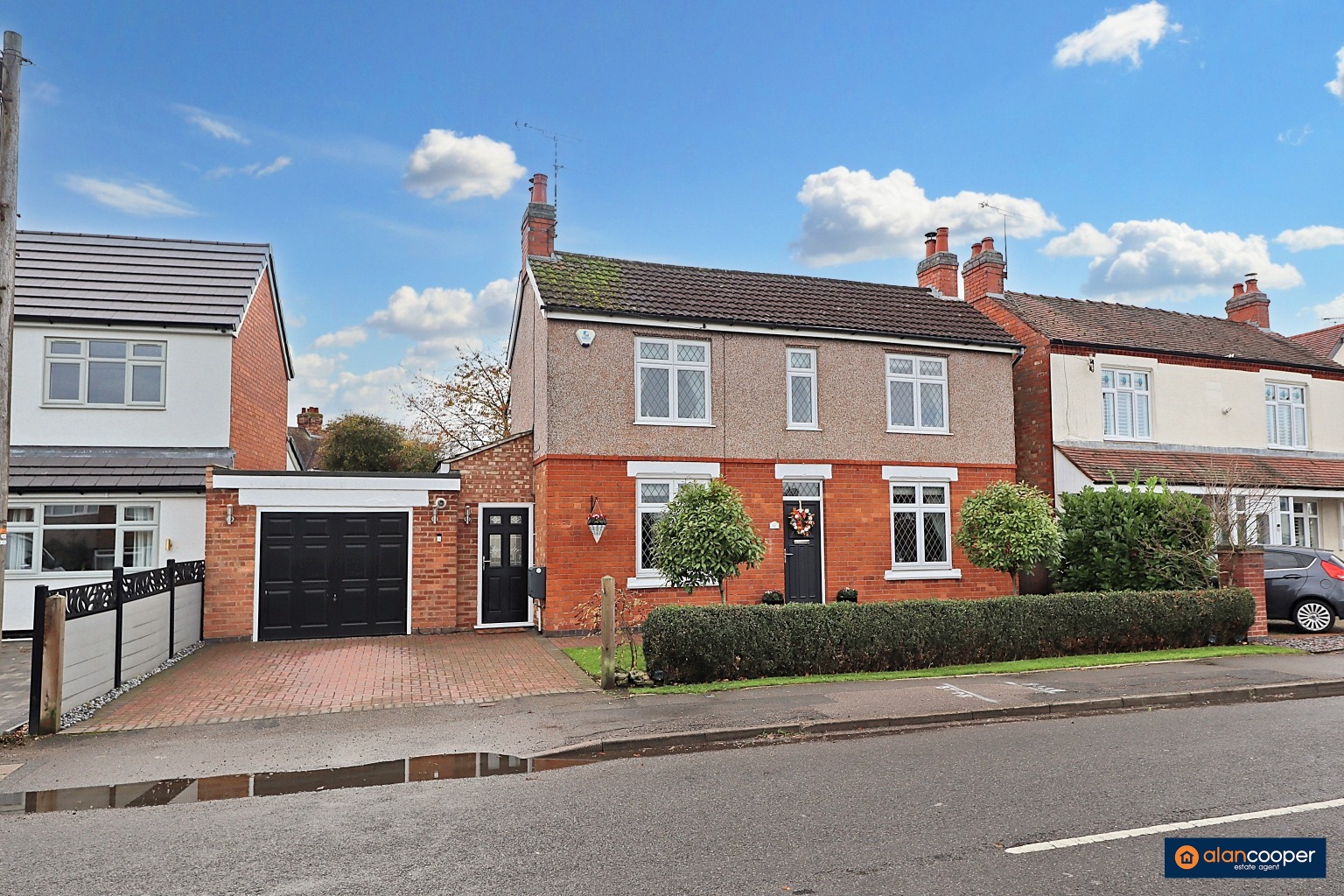 Rugby Road, Bulkington, CV12 9JE