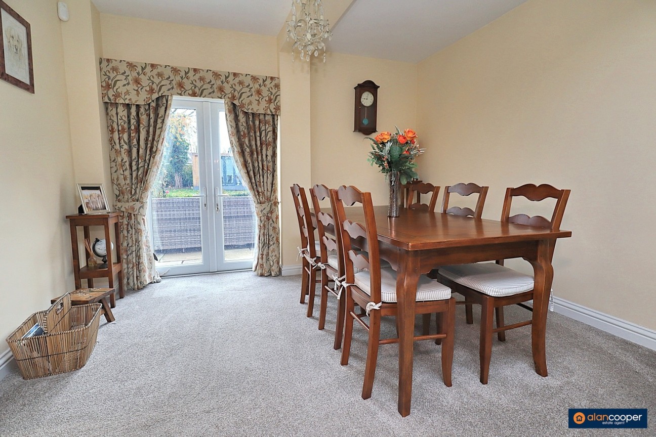 Rugby Road, Bulkington, CV12 9JE