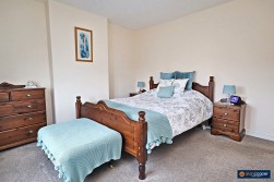 Rugby Road, Bulkington, CV12 9JE