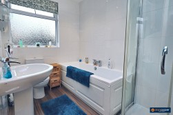 Rugby Road, Bulkington, CV12 9JE