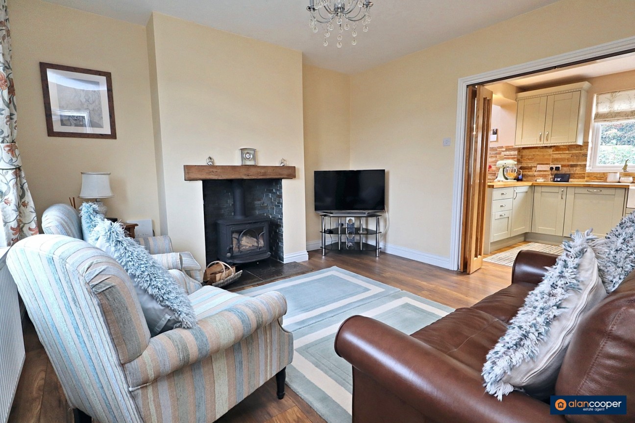 Rugby Road, Bulkington, CV12 9JE